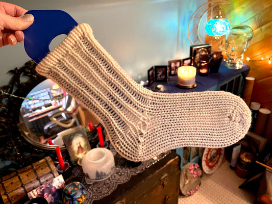 How to Knit a Sock on the Addi Express 22 Pin Circular Knitting Machine: A Step-by-Step Guide