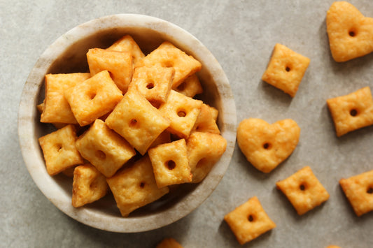 Homemade 🧀 Cheez-Its: A Crispy, Cheesy Delight Right from Your Kitchen